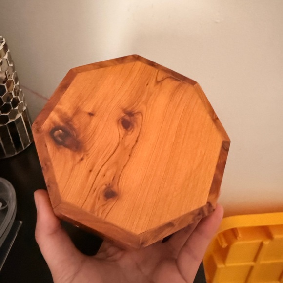 Wooden Octagonal Storage Box - Picture 3 of 5